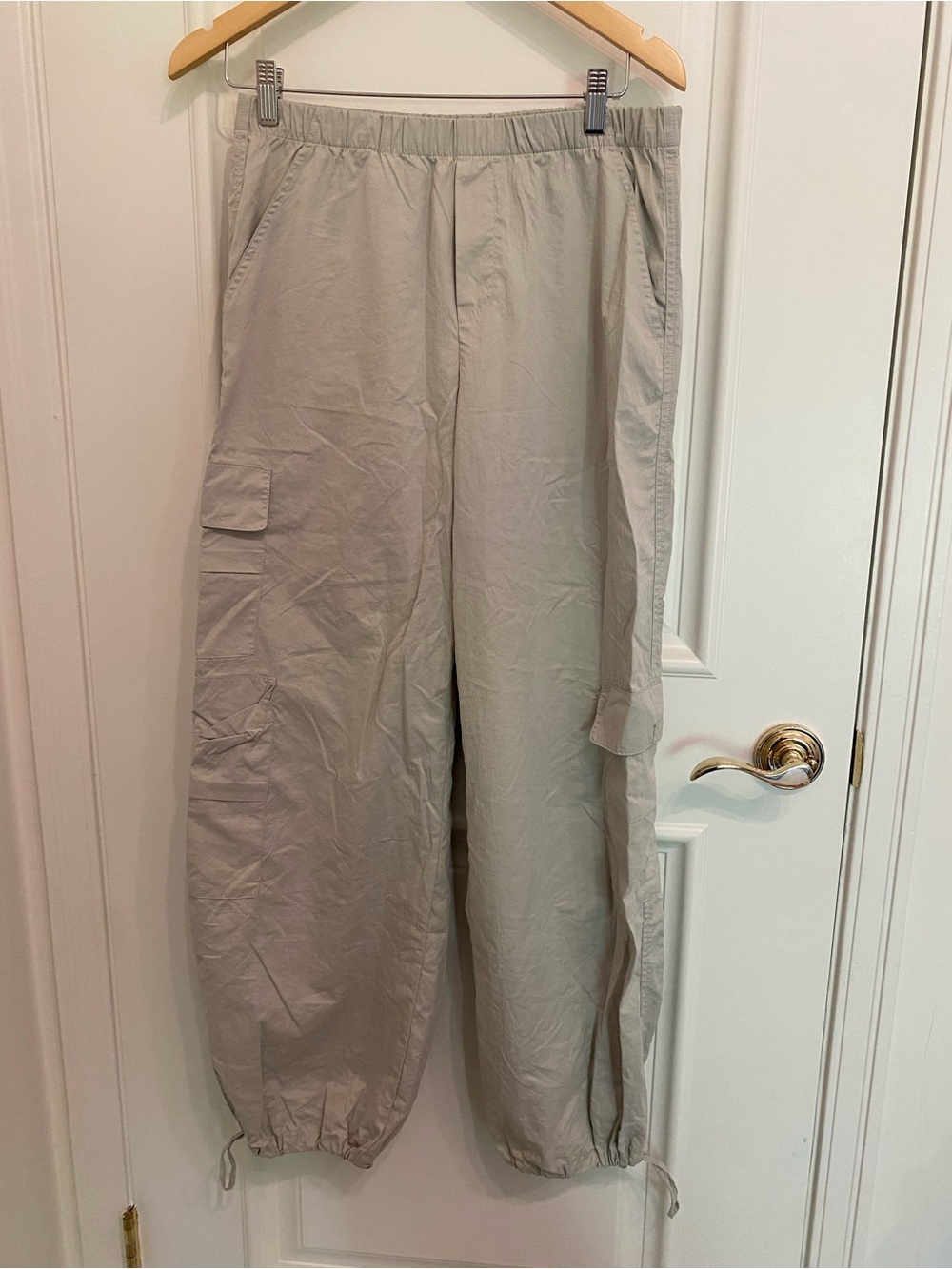 Zara Light Cargo Pants